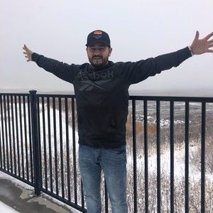 Meet your Posher, Vicente